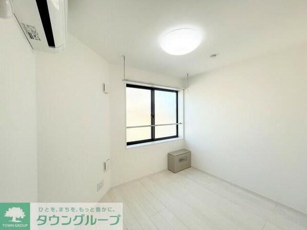 コンフォール新小岩の物件内観写真